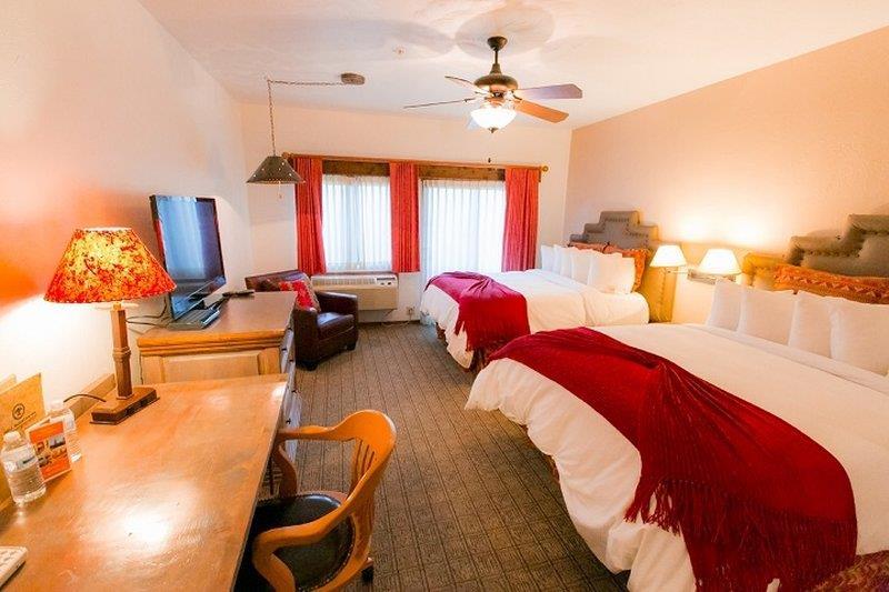 Table Mountain Inn Golden Camera foto