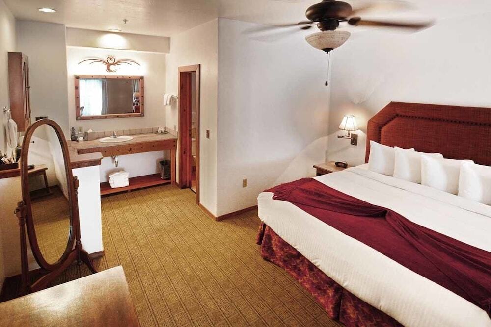 Table Mountain Inn Golden Esterno foto